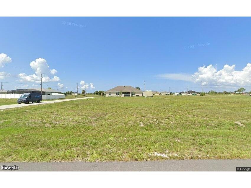 3900 NW 35th Place Cape Coral FL 33993 2025018807 image1