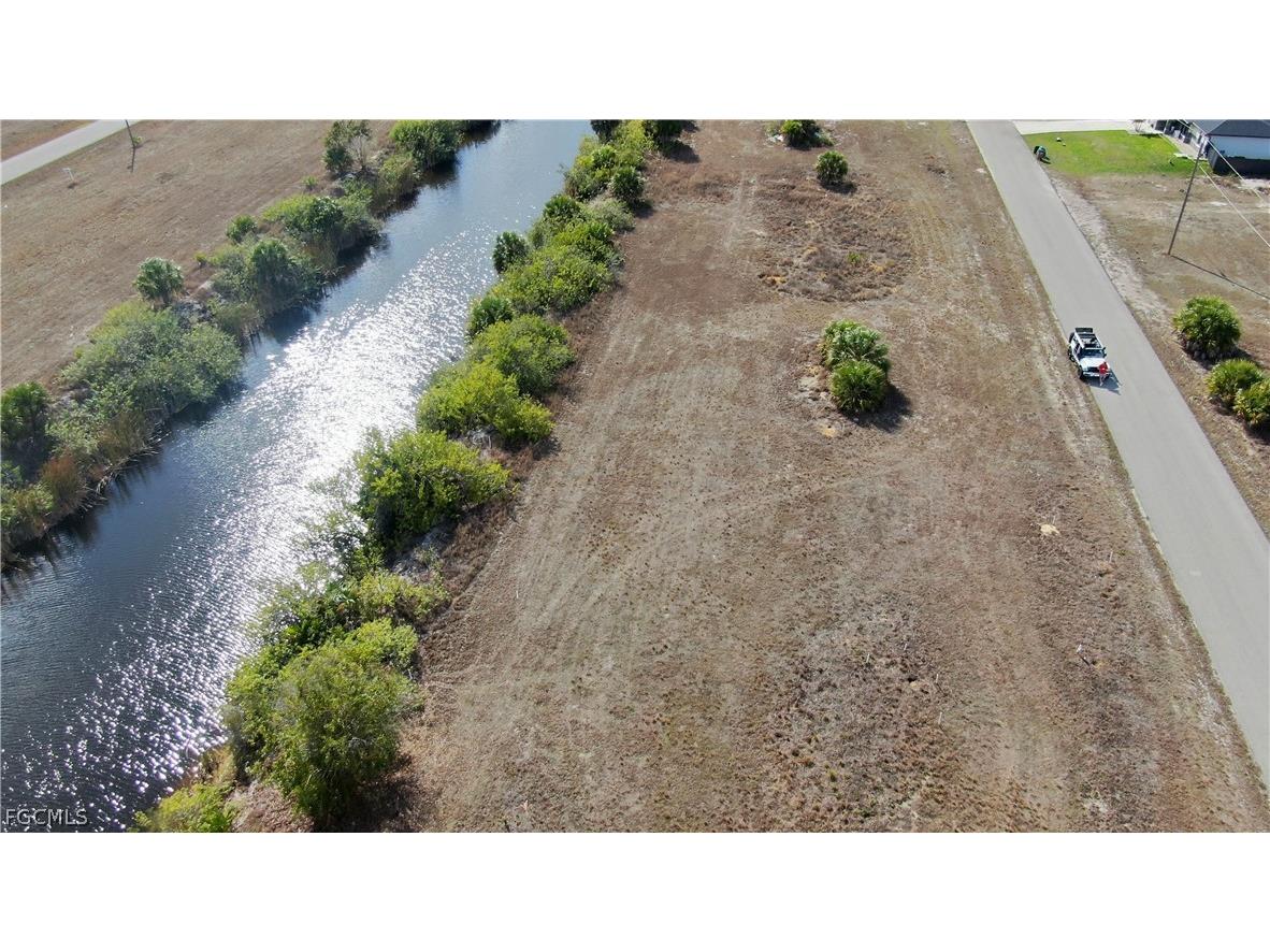 3900 NW 39th Lane Cape Coral FL 33993 224051614 image2