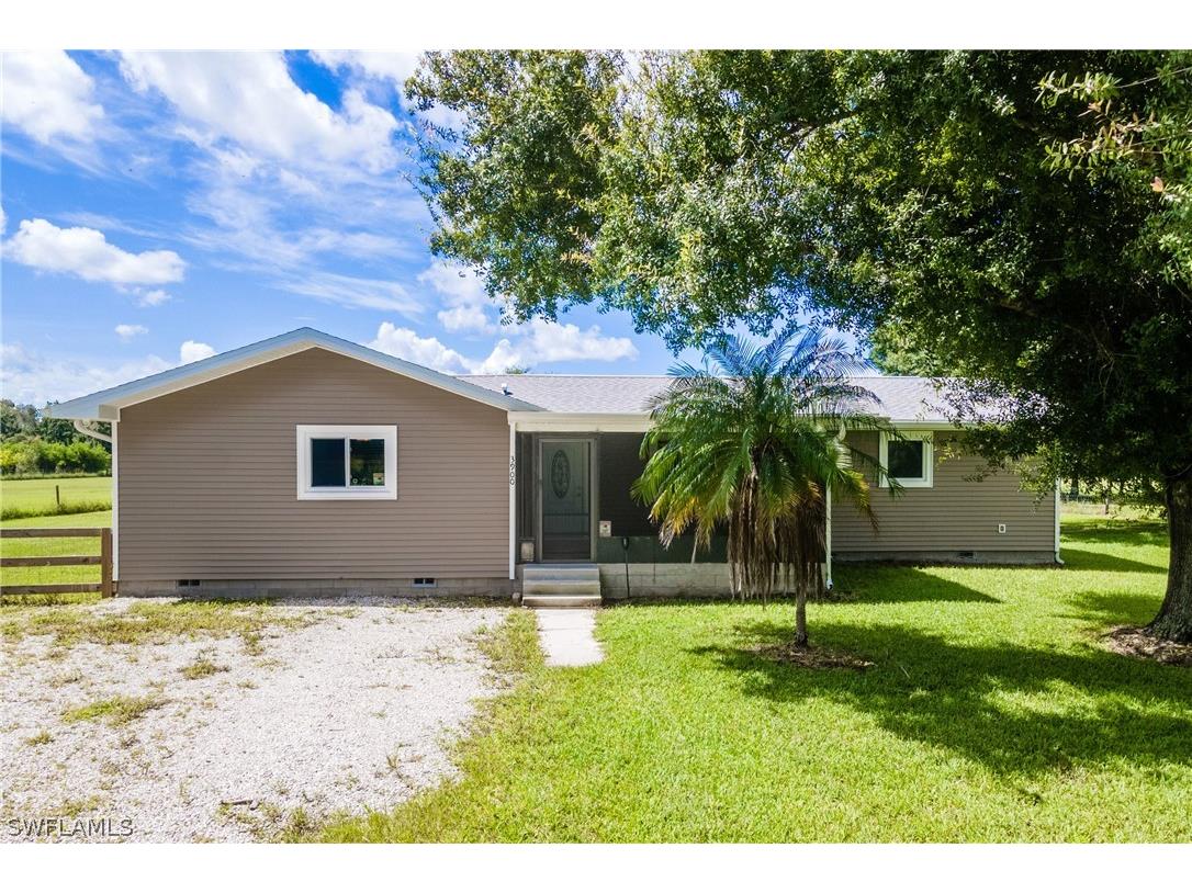 3900 North Road North Fort Myers FL 33917 224060780 image1