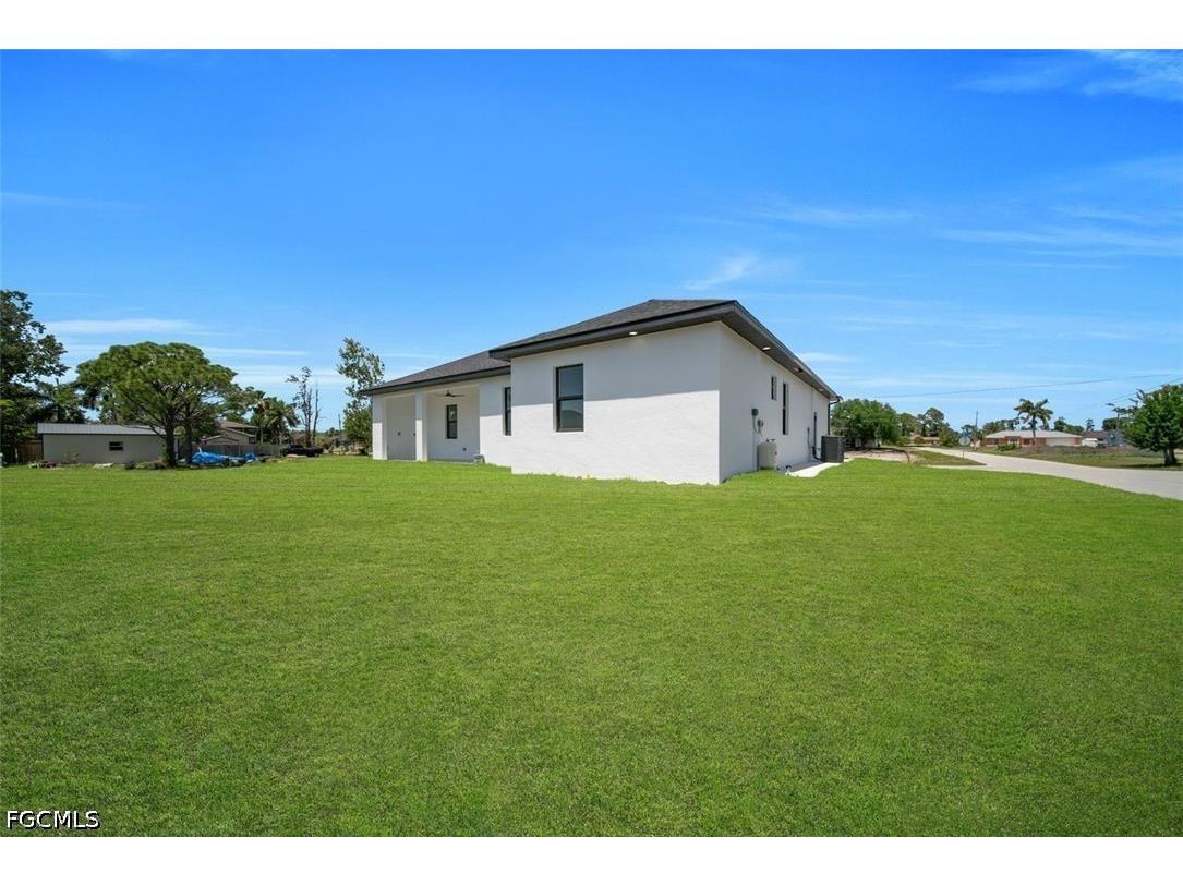 3901 3rd Street SW Lehigh Acres FL 33976 2026017088 image34