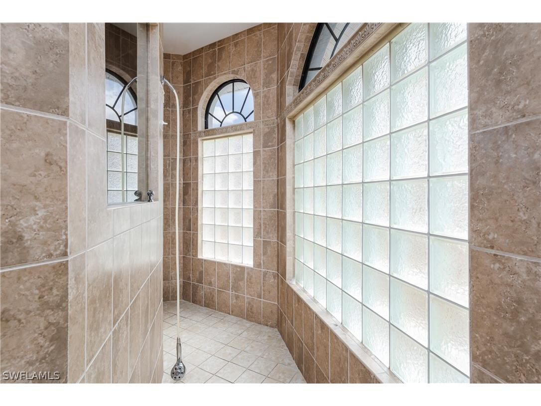 3901 60th Avenue NE Naples FL 34120 226011244 image33