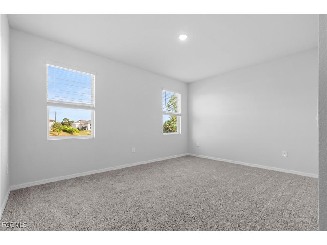 3901 NE 19th Avenue Cape Coral FL 33909 2025019898 image10