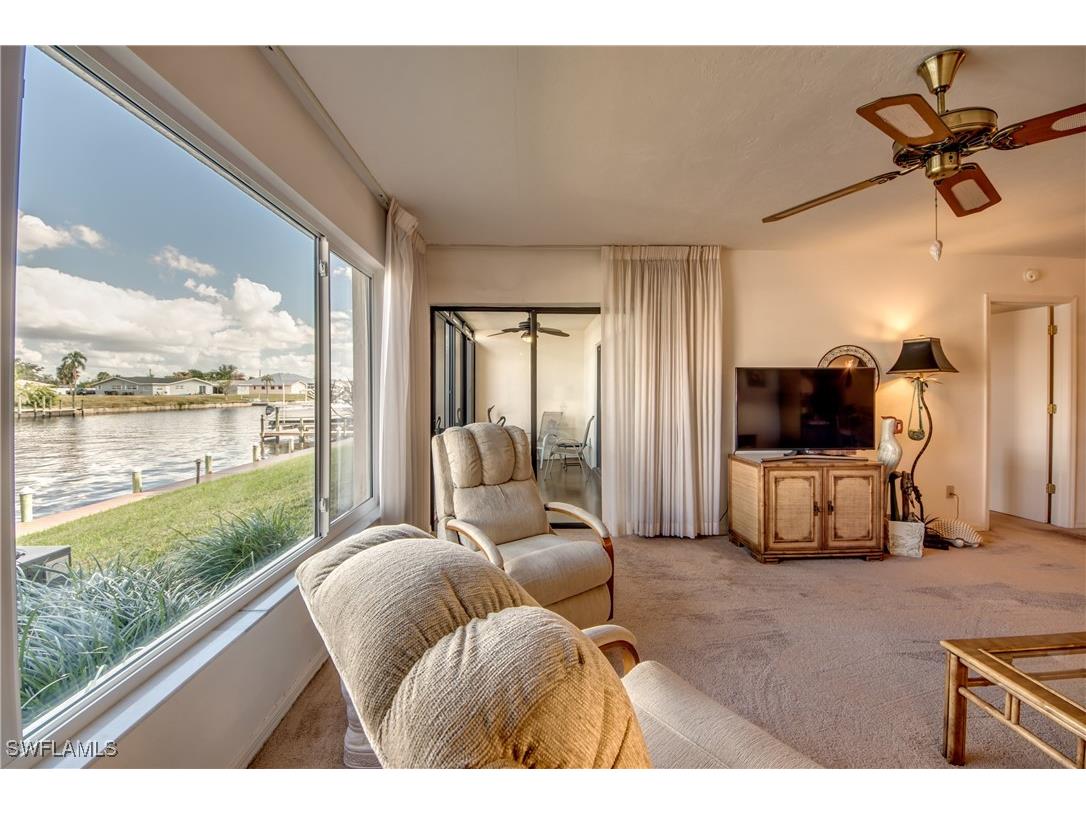 3901 SE 11th Place #103 Cape Coral FL 33904 224093424 image1