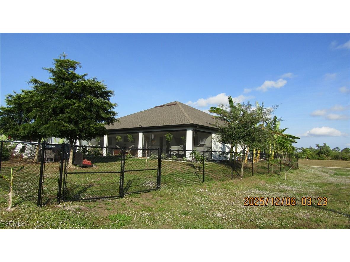 3902 NW 33rd Avenue Cape Coral FL 33993 2025023981 image25