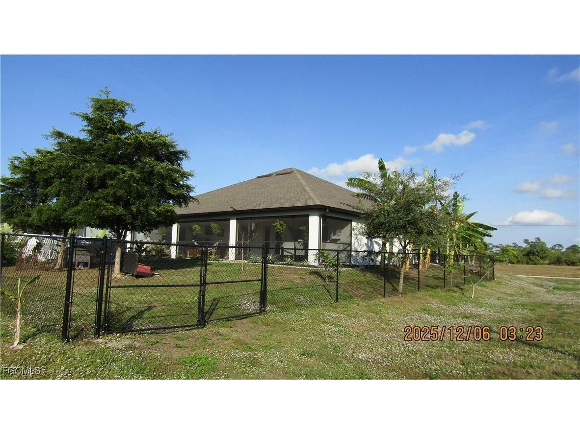 3902 NW 33rd Avenue Cape Coral FL 33993 2025023981 image35