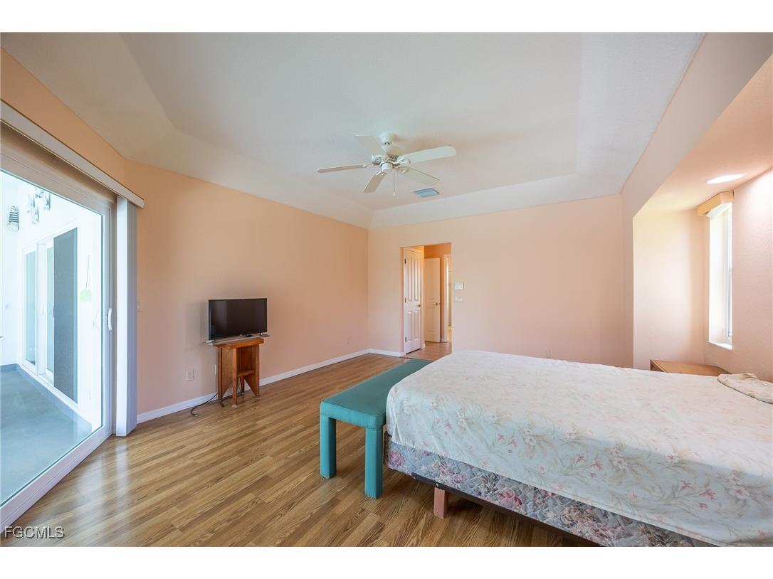 3902 SE 13th Avenue Cape Coral FL 33904 2025009179 image31