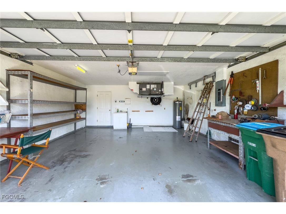 3902 SE 13th Avenue Cape Coral FL 33904 2025009179 image38