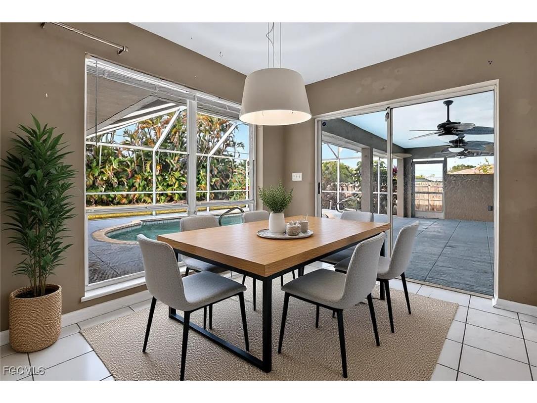 3902 SE 2nd Place Cape Coral FL 33904 2025023480 image16