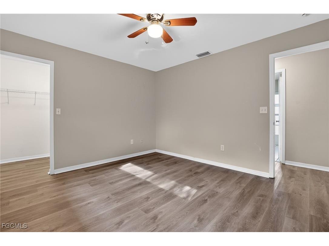 3902 SE 2nd Place Cape Coral FL 33904 2025023480 image25