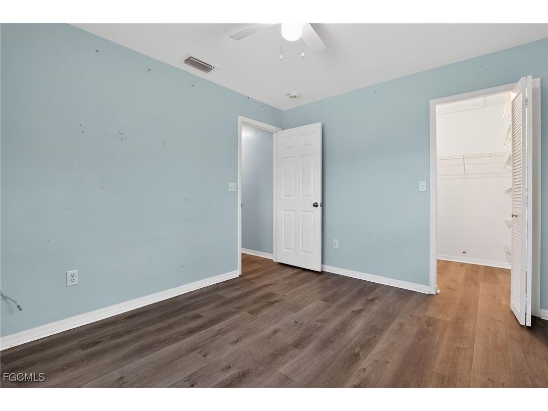 3902 SE 2nd Place Cape Coral FL 33904 2025023480 image29