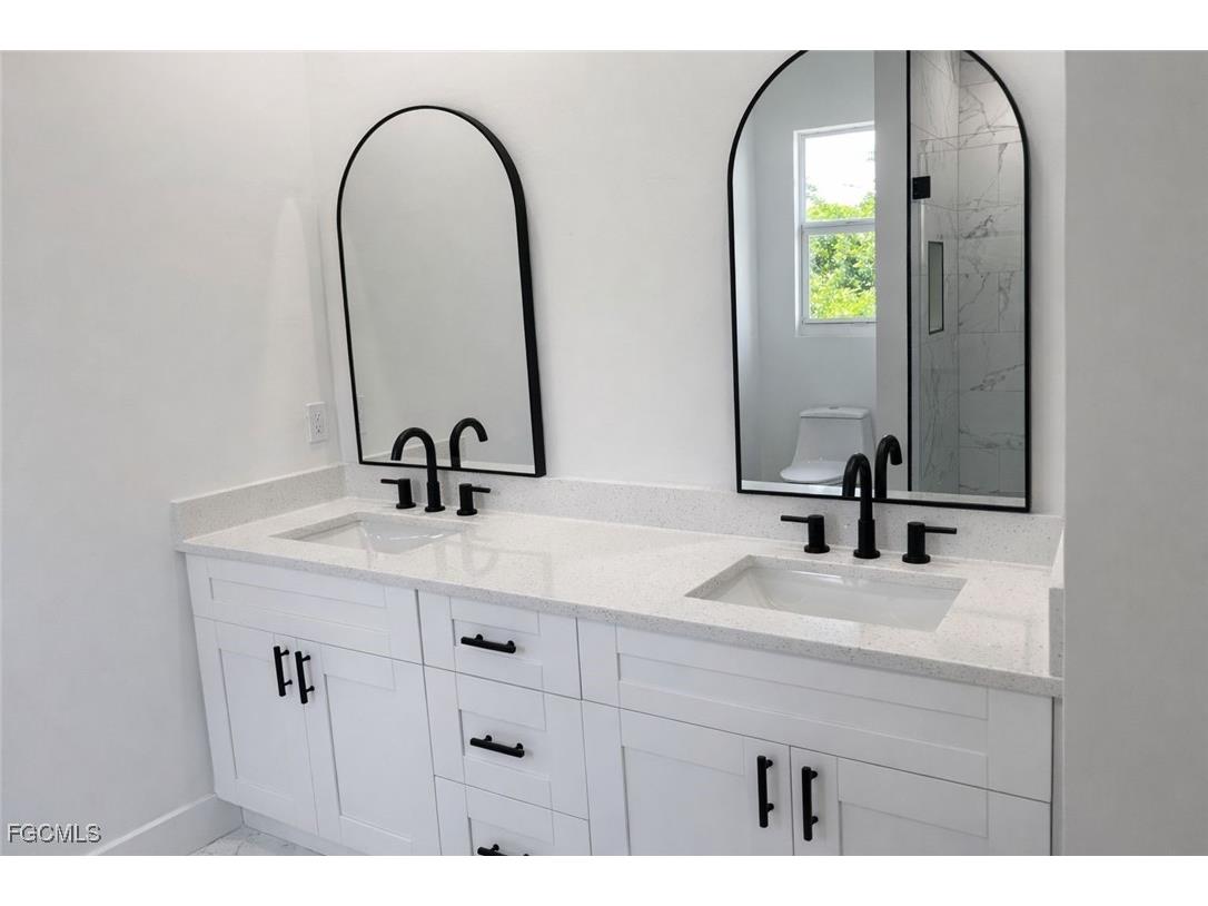 3903 11th Street SW Lehigh Acres FL 33976 2025026312 image11