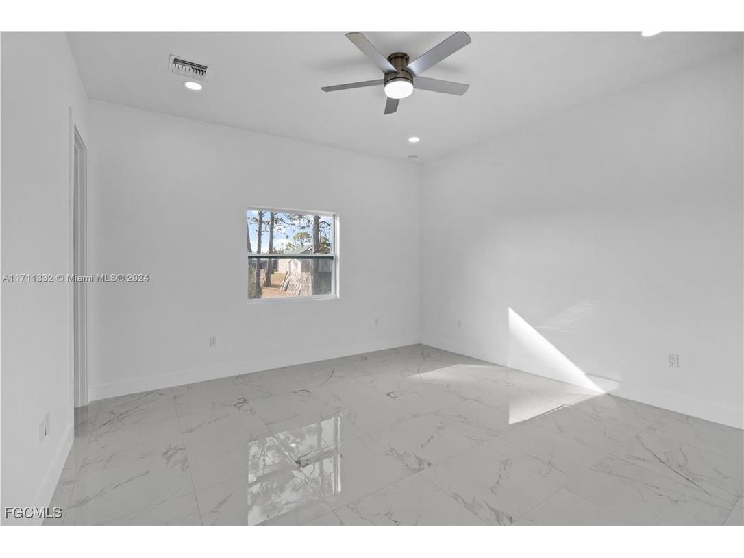 3903 29th Street SW Lehigh Acres FL 33976 2025006567 image11