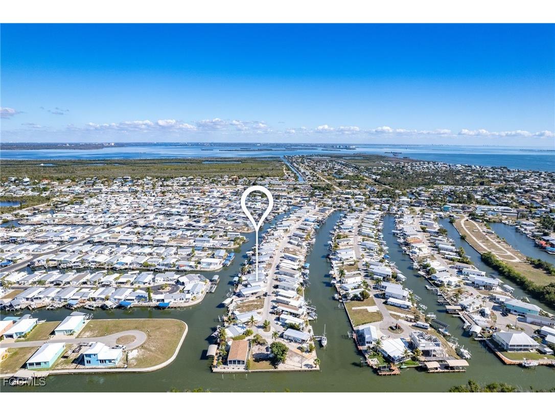 3904 Dewberry Lane Saint James City FL 33956 2025025799 image13