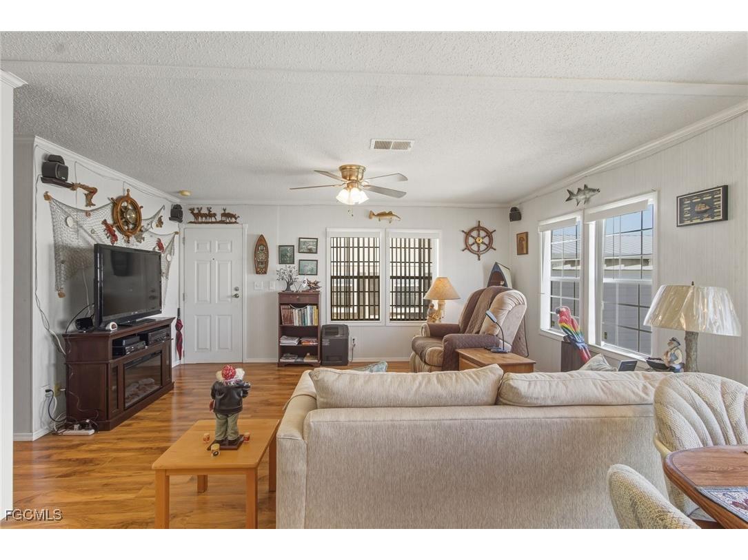 3904 Dewberry Lane Saint James City FL 33956 2025025799 image20