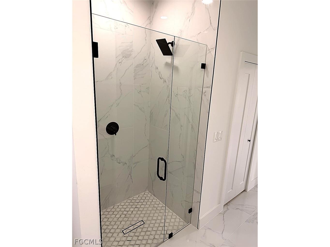 3905 11th Street SW Lehigh Acres FL 33976 2025026316 image11