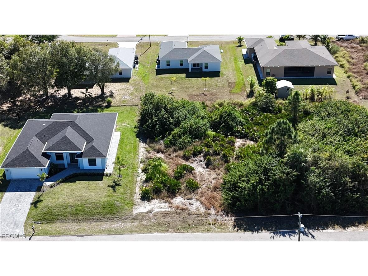3905 15th Street SW Lehigh Acres FL 33976 2026002836 image1