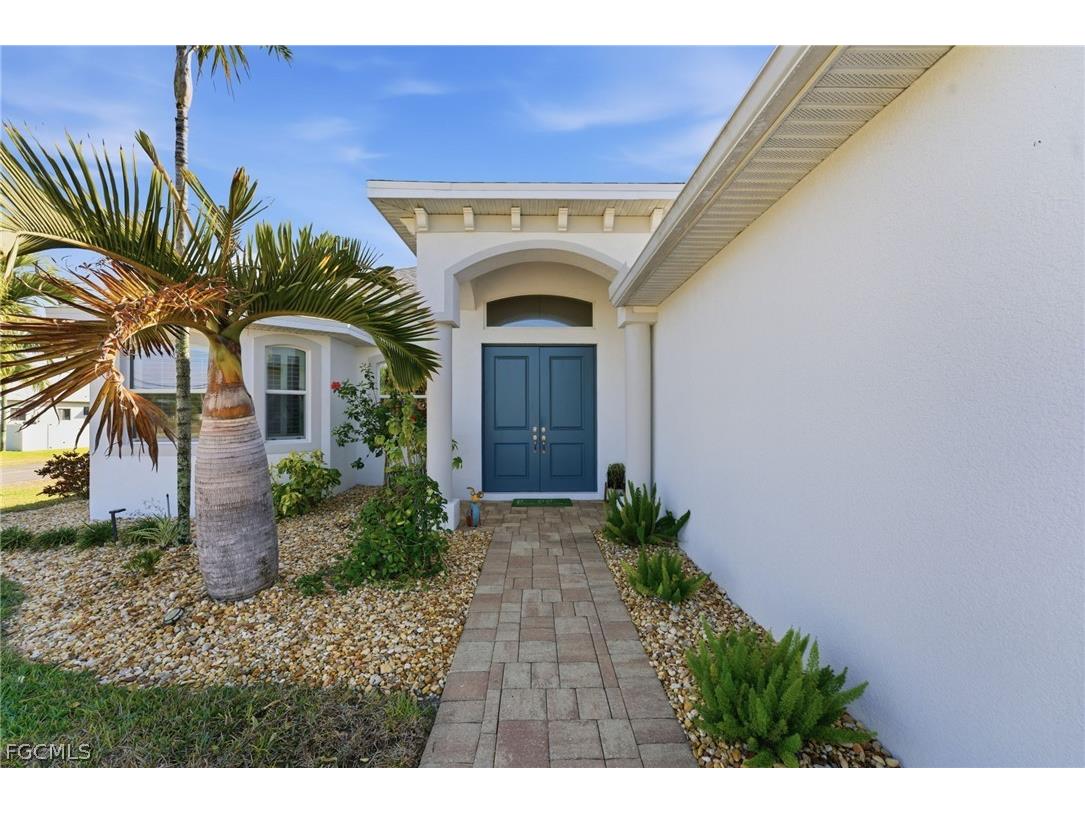 3905 Agualinda Boulevard Cape Coral FL 33914 2026008881 image3