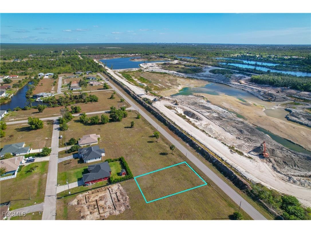 3905 Caloosa Parkway N Cape Coral FL 33993 2025025336 image1