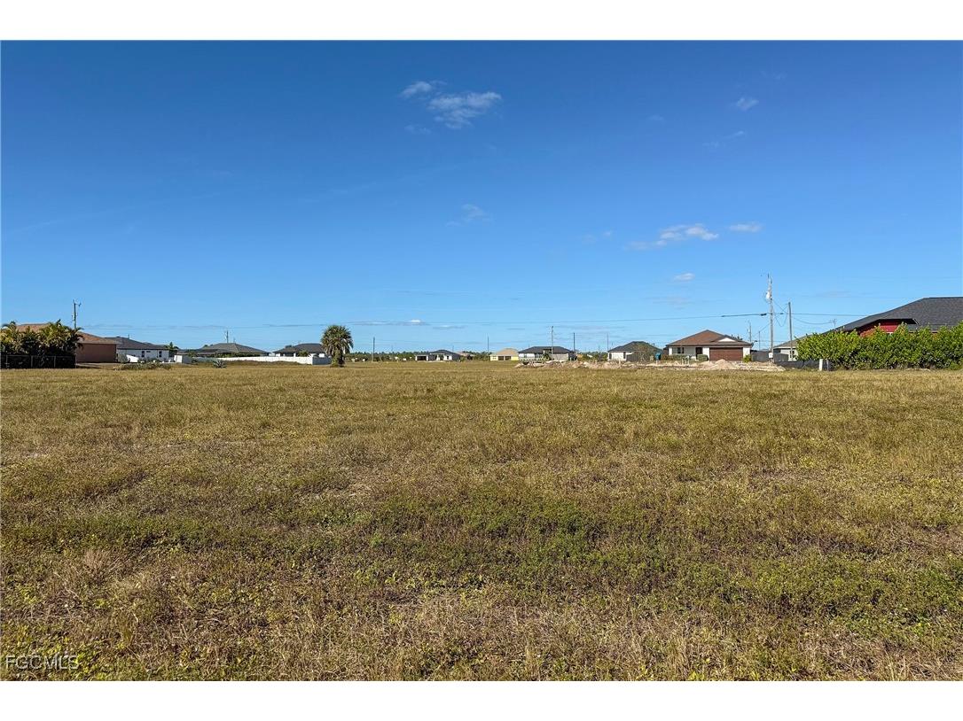 3905 Caloosa Parkway N Cape Coral FL 33993 2025025336 image5