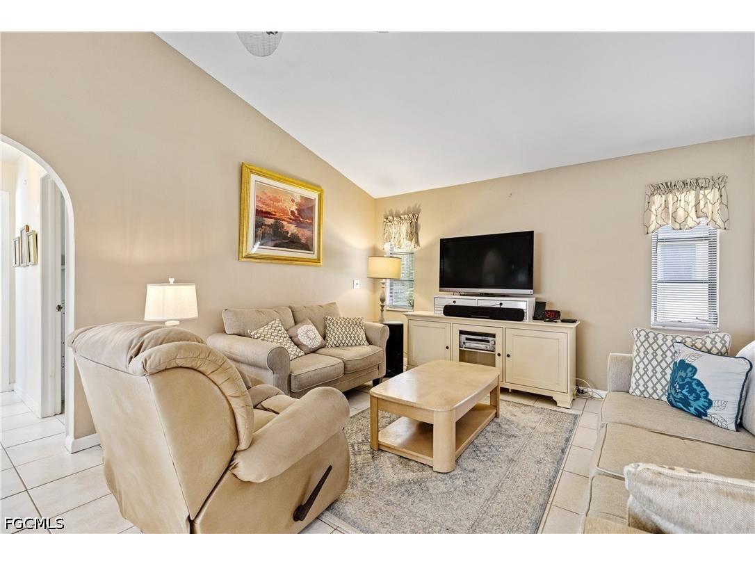3906 SE 10th Place Cape Coral FL 33904 2026021373 image17