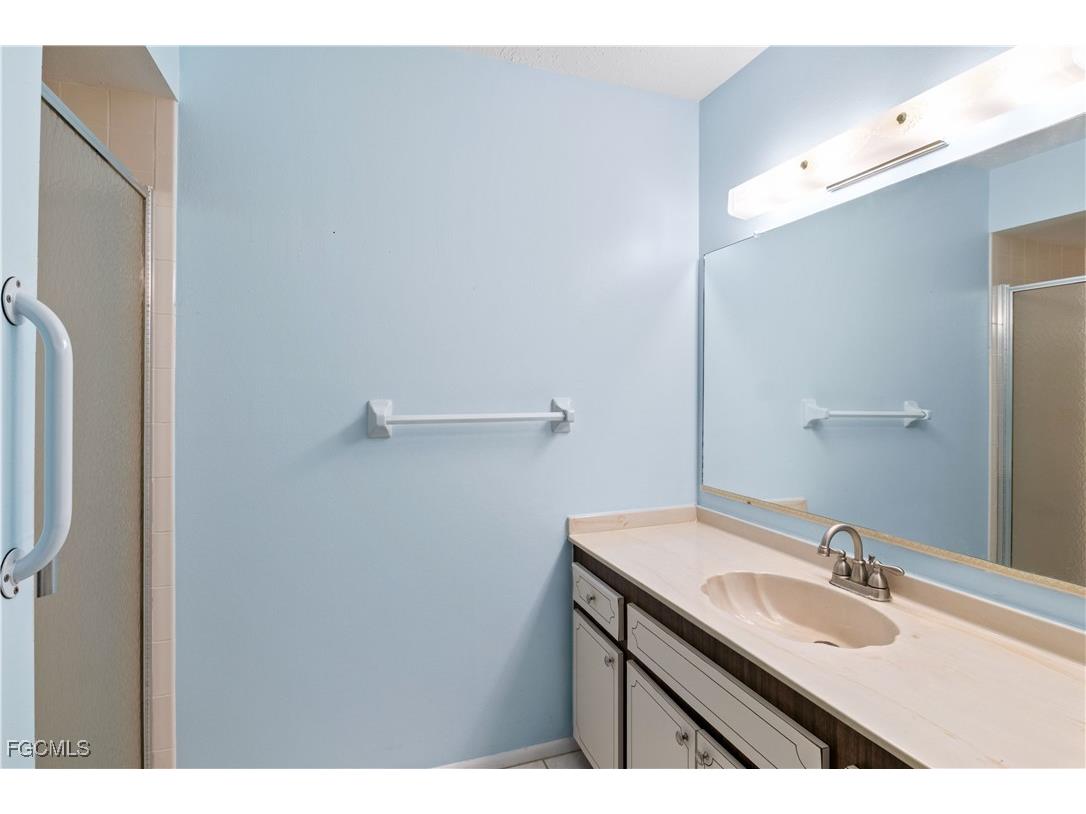 3906 SE 11th Place #601 Cape Coral FL 33904 2025024623 image26