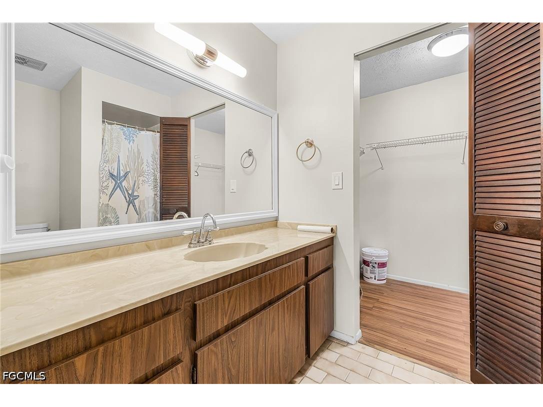3906 SE 11th Place #604 Cape Coral FL 33904 2026017250 image5