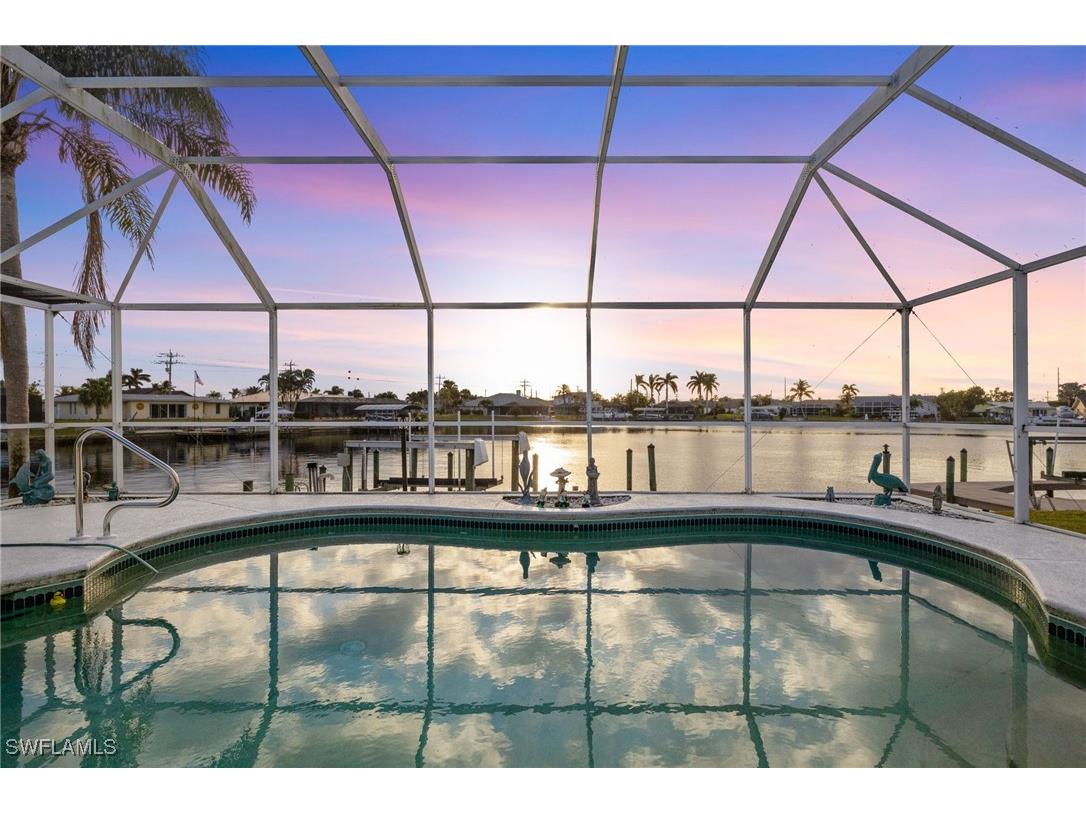 3906 SE 1st Place Cape Coral FL 33904 225029284 image1