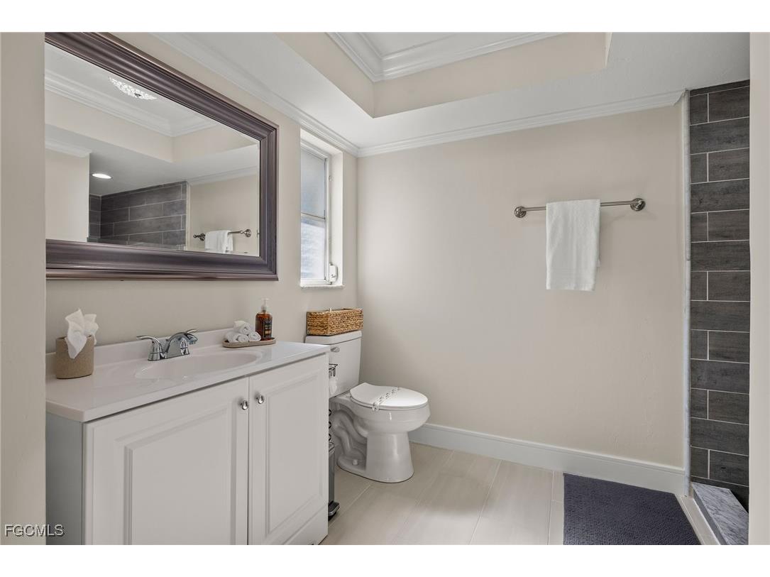 3906 SE 20th Place Cape Coral FL 33904 2025014679 image10