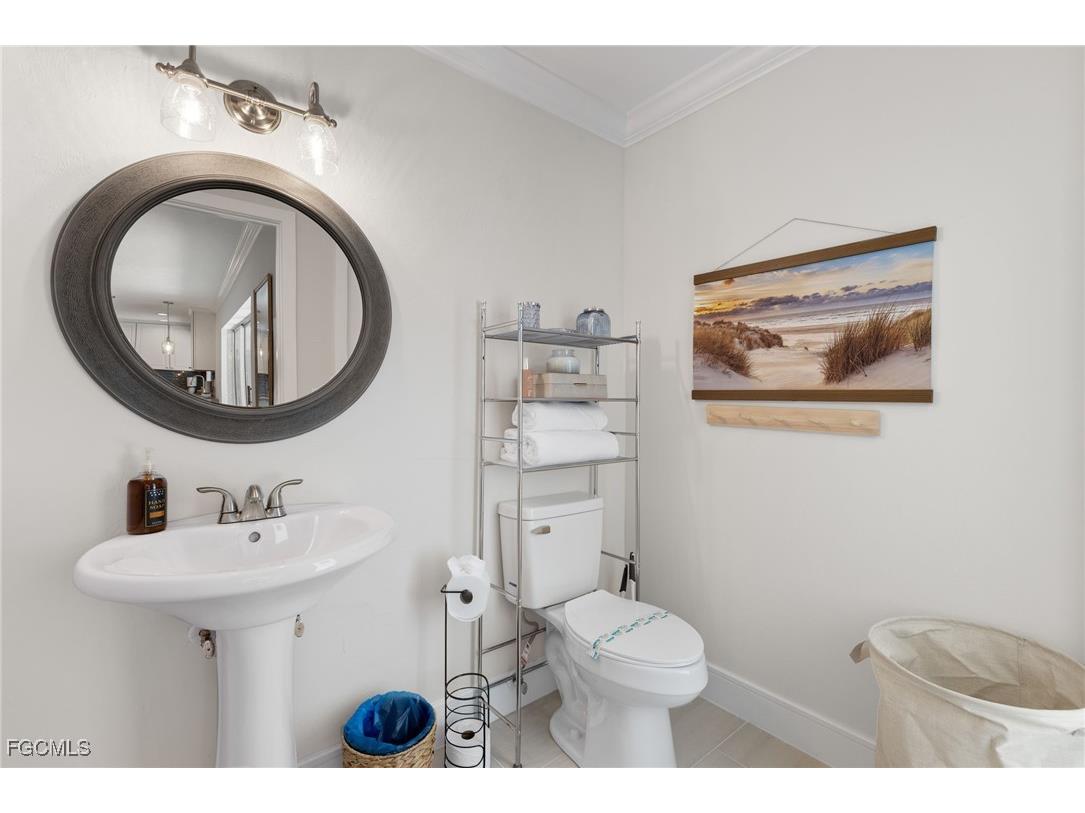 3906 SE 20th Place Cape Coral FL 33904 2025014679 image11