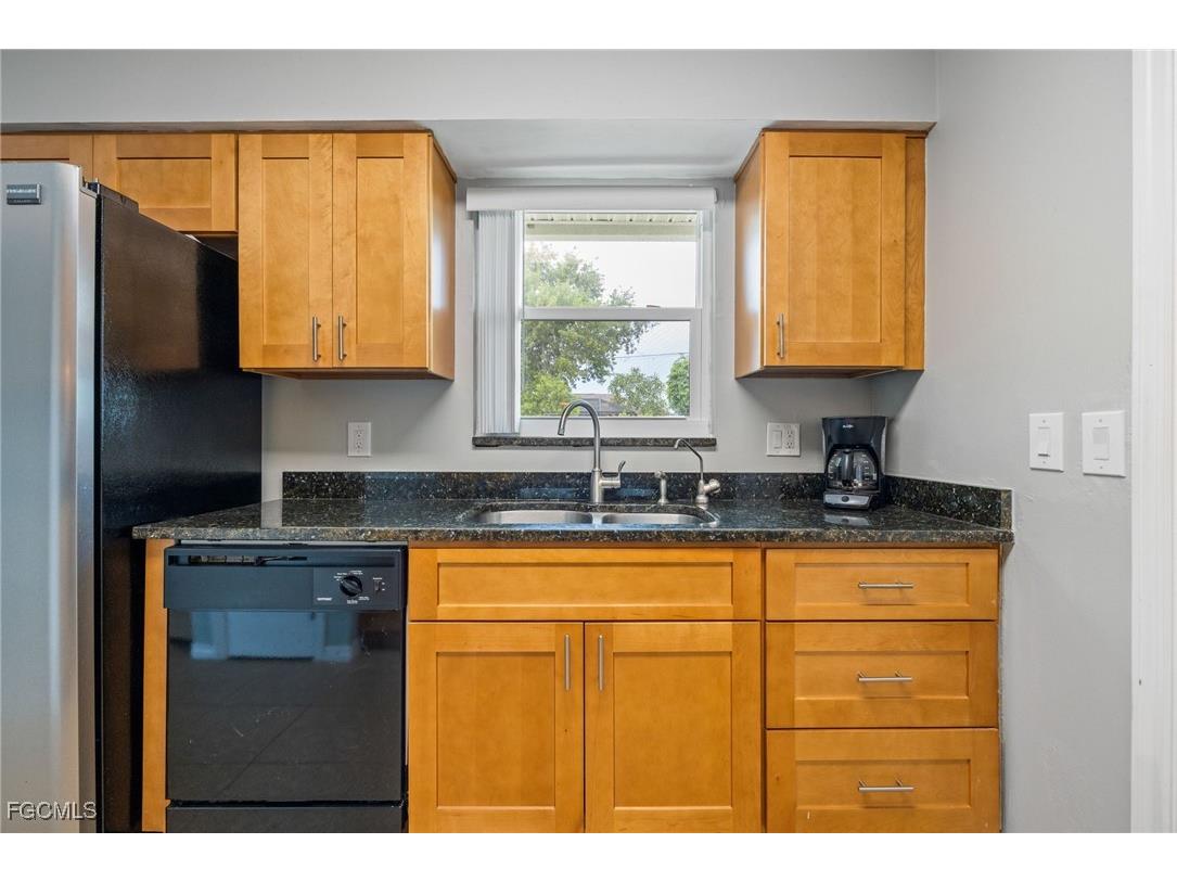 3906 SW 1st Avenue Cape Coral FL 33914 2025011911 image13