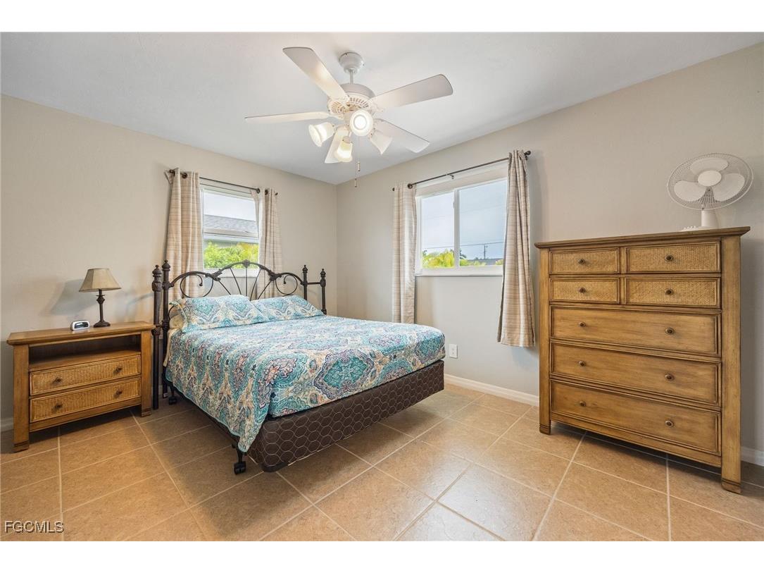 3906 SW 1st Avenue Cape Coral FL 33914 2025011911 image16