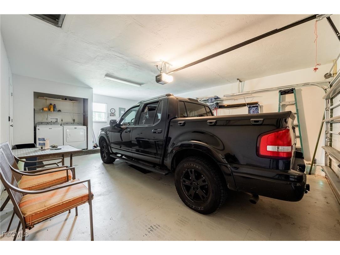 3906 SW 1st Avenue Cape Coral FL 33914 2025011911 image23