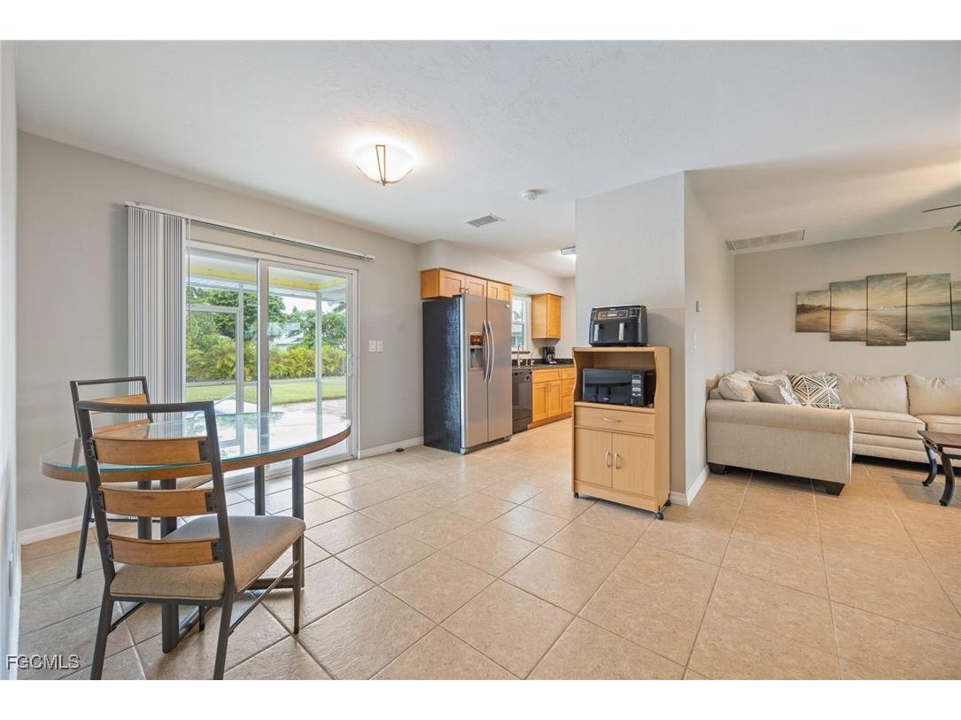 3906 SW 1st Avenue Cape Coral FL 33914 2025011911 image9