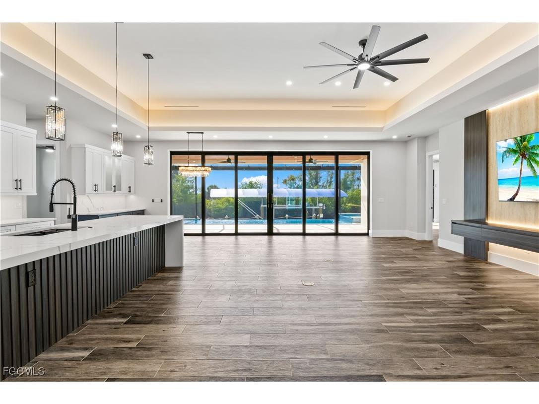 3906 SW 6th Terrace Cape Coral FL 33991 2025023229 image11