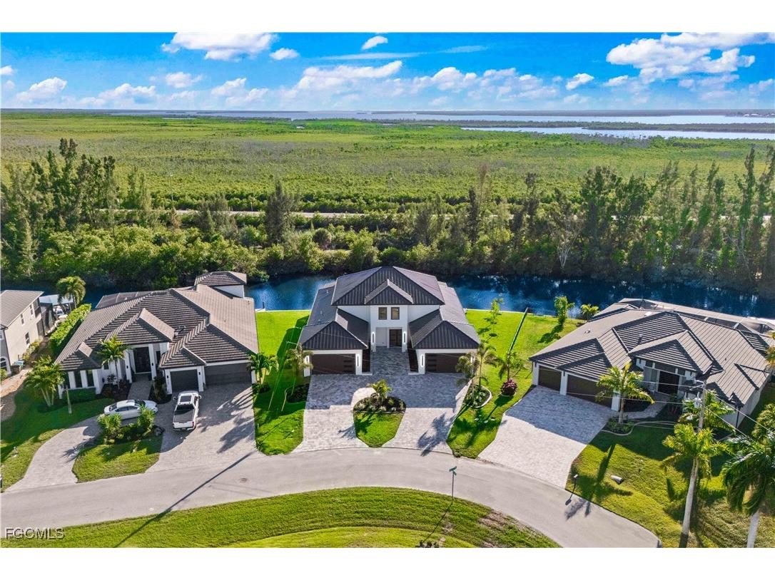 3906 SW 6th Terrace Cape Coral FL 33991 2025023229 image2