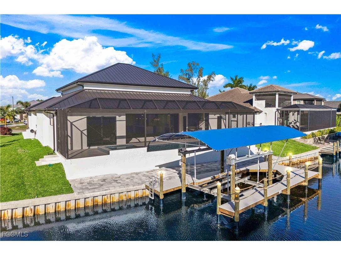 3906 SW 6th Terrace Cape Coral FL 33991 2025023229 image8