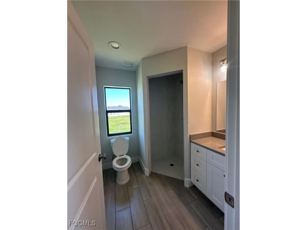 3907 NW 40th Street Cape Coral FL 33993 2025010869 image10