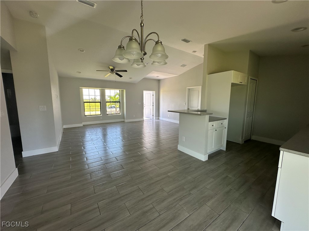 3907 NW 40th Street Cape Coral FL 33993 2025010869 image4