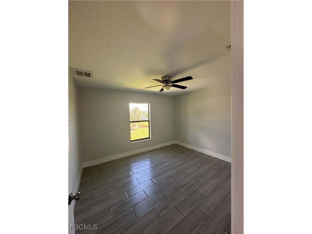 3907 NW 40th Street Cape Coral FL 33993 2025010869 image6