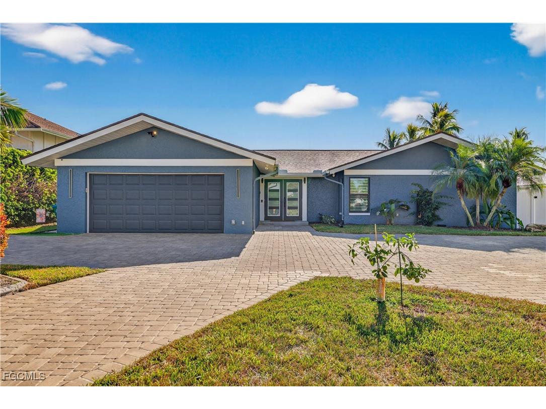 3907 SE 21st Place Cape Coral FL 33904 2025021789 image1