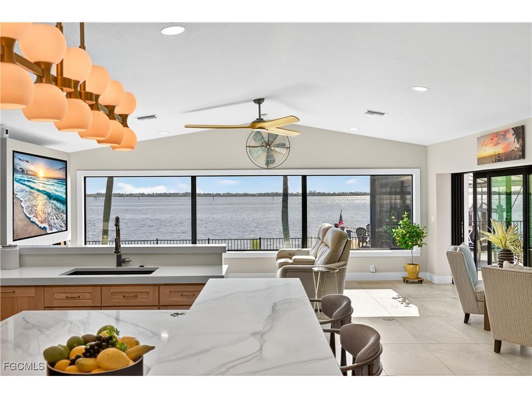 3907 SE 21st Place Cape Coral FL 33904 2025021789 image11