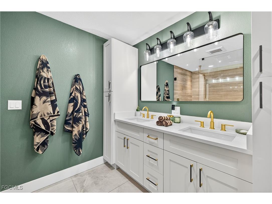 3907 SE 21st Place Cape Coral FL 33904 2025021789 image21