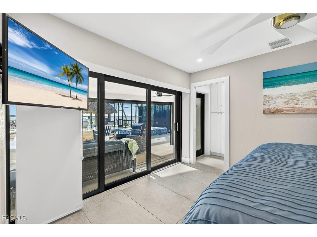 3907 SE 21st Place Cape Coral FL 33904 2025021789 image26