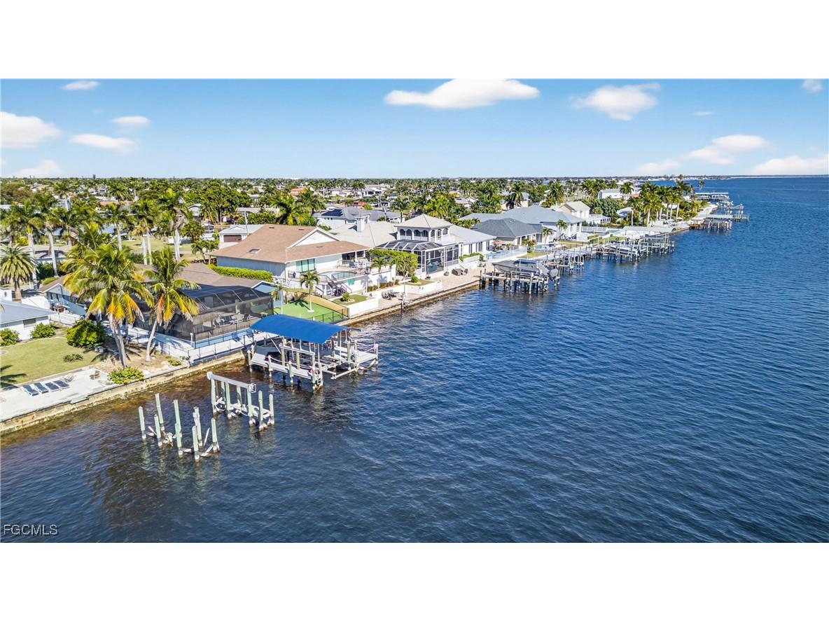3907 SE 21st Place Cape Coral FL 33904 2025021789 image45