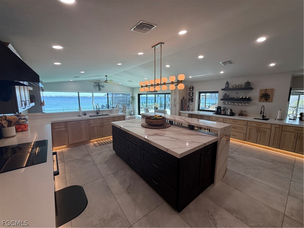 3907 SE 21st Place Cape Coral FL 33904 2026006963 image1