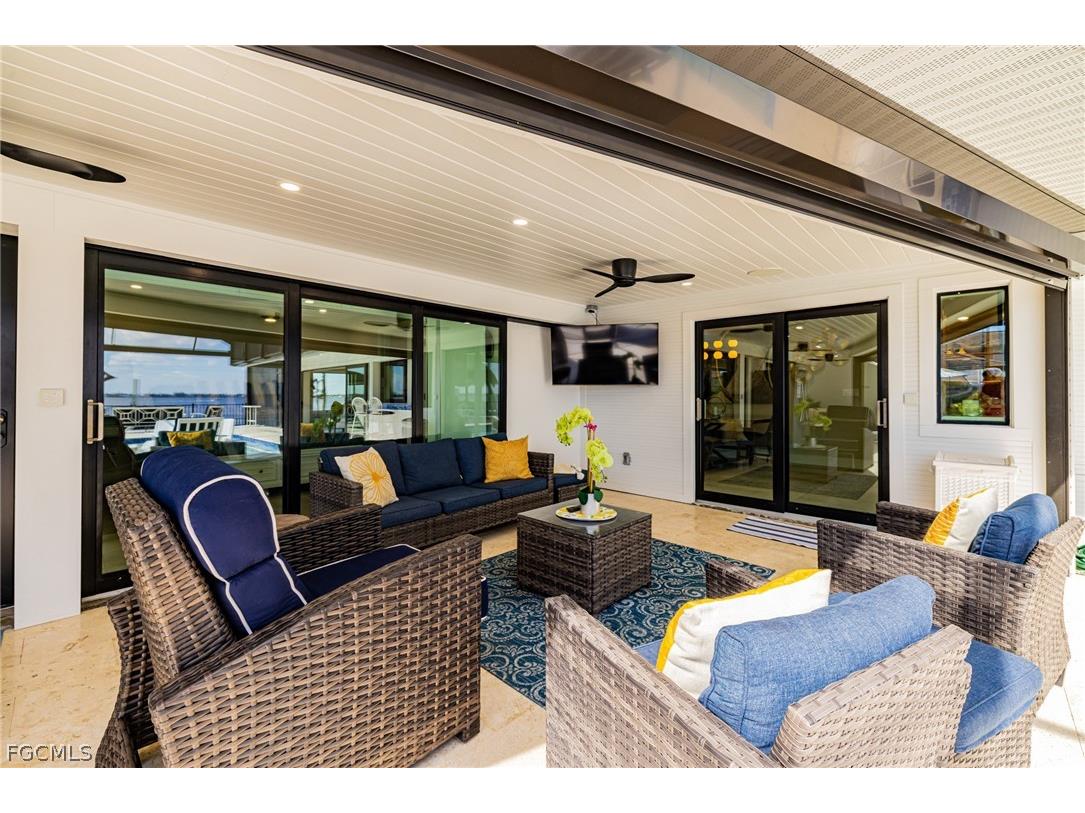 3907 SE 21st Place Cape Coral FL 33904 2026006963 image13