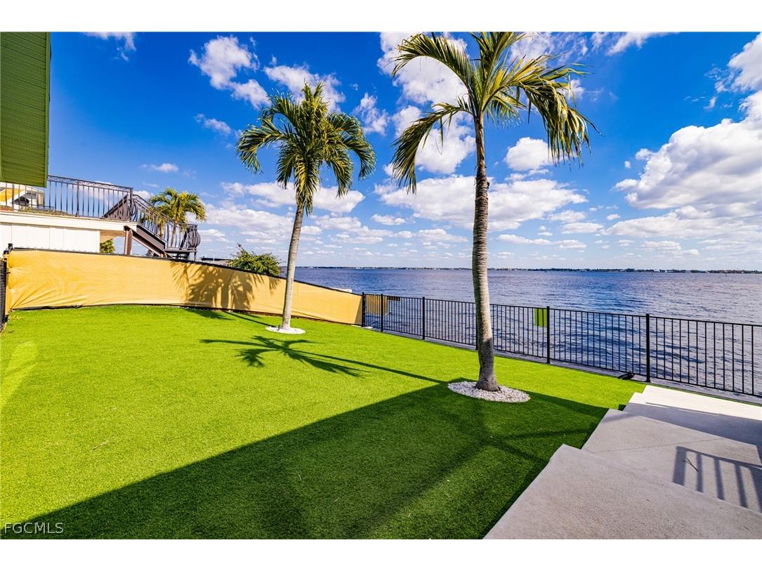 3907 SE 21st Place Cape Coral FL 33904 2026006963 image16