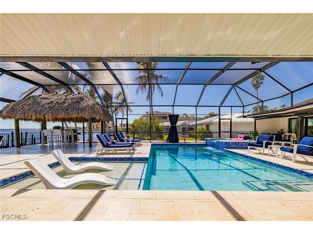 3907 SE 21st Place Cape Coral FL 33904 2026006963 image8