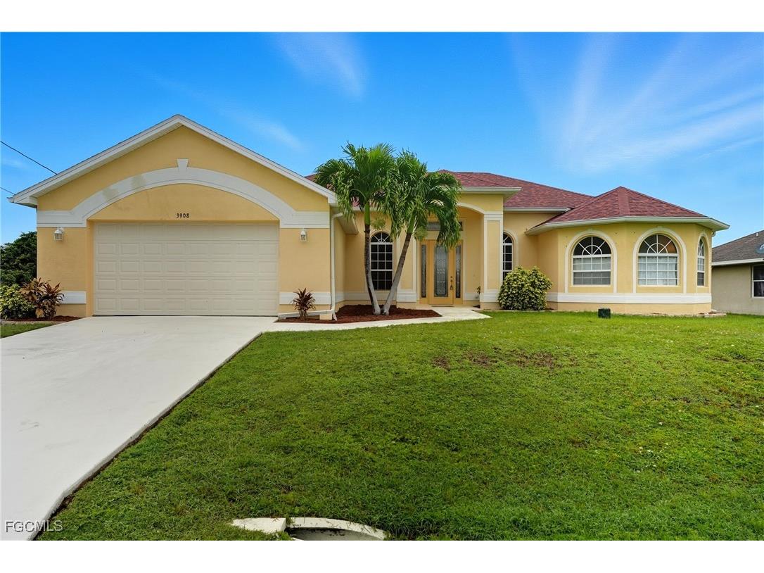 3908 15th Street SW Lehigh Acres FL 33976 2025014838 image1