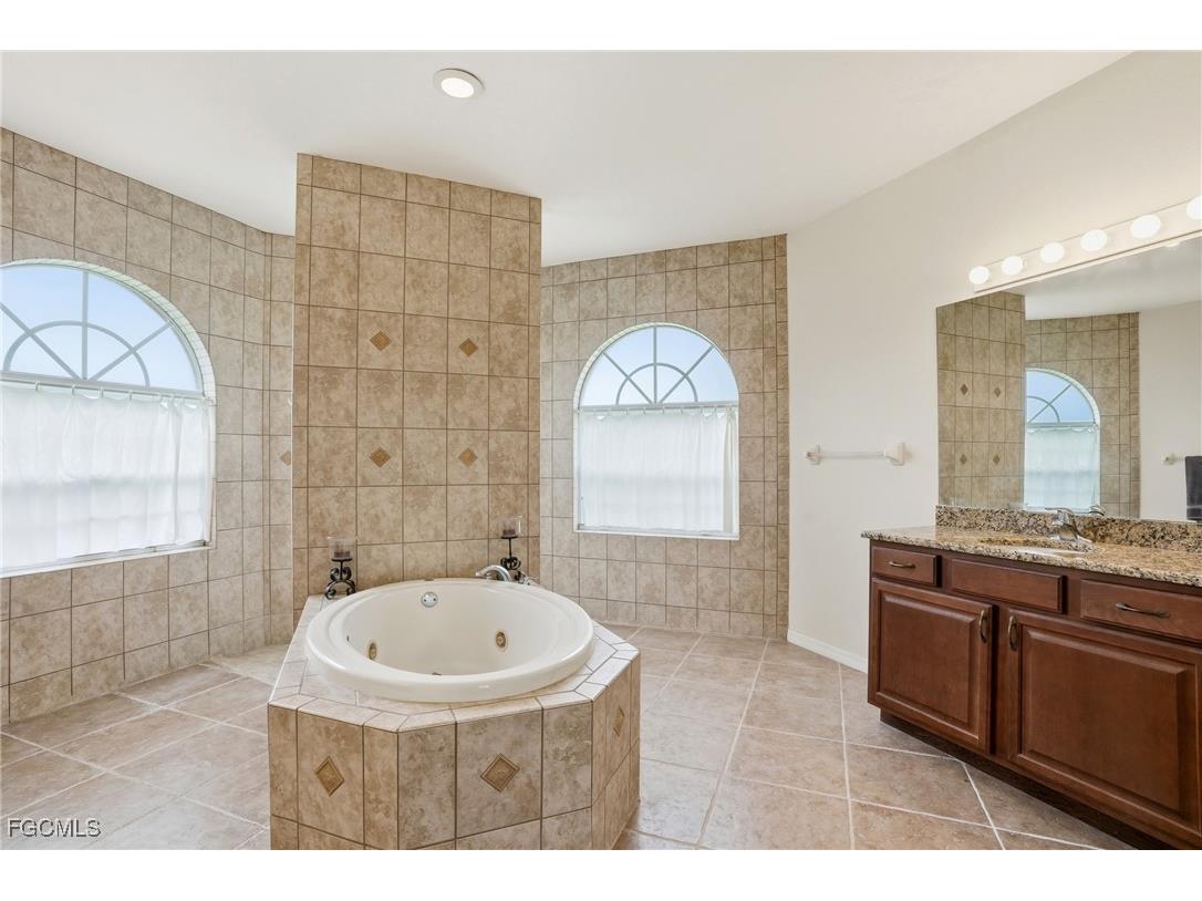 3908 15th Street SW Lehigh Acres FL 33976 2025014838 image17